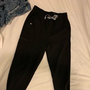 Figs Zamora Joggers in black/medium/petite